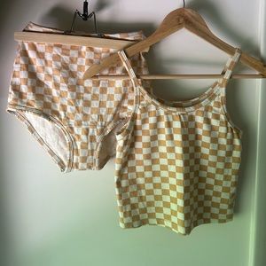 ARQ crop tank size S in sold-out Carrés check